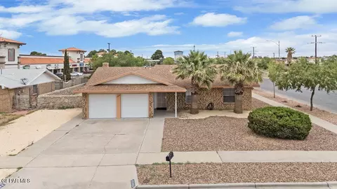 11353 Bunky Henry Ln, El Paso, TX 79936