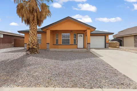 748 Maravillas St, Horizon City, TX 79928