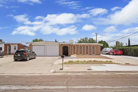 10106 Mercedes St, El Paso, TX 79924