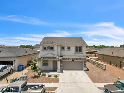 541 Sunset Valley Ave, Socorro, TX 79927