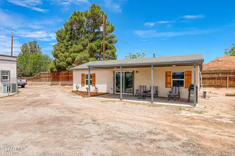 Exterior - 1624 Vinton Rd, Anthony, NM 88021 photo 8 of 20