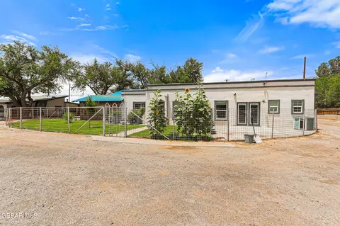 Exterior - 1624 Vinton Rd, Anthony, NM 88021 photo 3 of 20