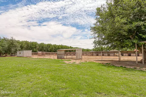 Exterior - 1624 Vinton Rd, Anthony, NM 88021 photo 20 of 20