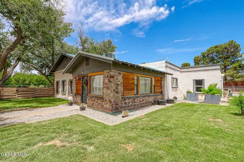 Exterior - 1624 Vinton Rd, Anthony, NM 88021 photo 2 of 20