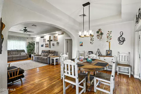 Dining - 1624 Vinton Rd, Anthony, NM 88021 photo 1 of 5