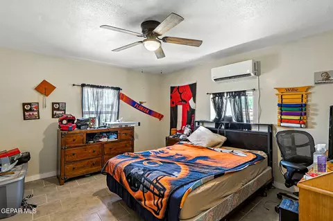 Bedroom - 1624 Vinton Rd, Anthony, NM 88021 photo 6 of 9