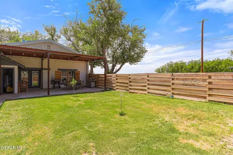 Exterior - 1624 Vinton Rd, Anthony, NM 88021 photo 6 of 20