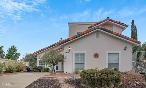 1121 Regal Ridge Dr, El Paso, TX 79912