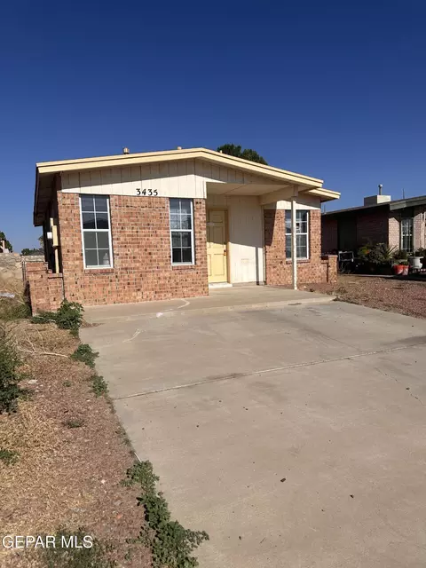 3435 Chickasaw Dr, El Paso, TX 79936