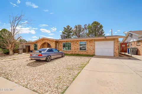 9865 Goby St, El Paso, TX 79924