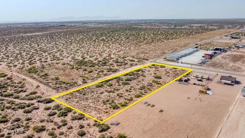 14900 Dairyland Ave, El Paso, TX 79928