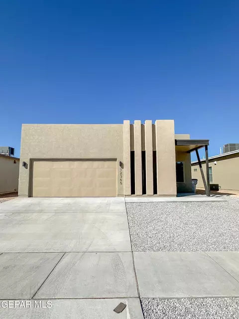 12109 Bahjat Dr, El Paso, TX 79934