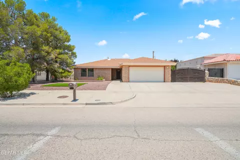 11433 Pratt Ave, El Paso, TX 79936