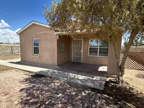4734 Titanic Ave, El Paso, TX 79904