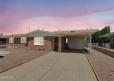 8915 Crosson Cir, El Paso, TX 79904