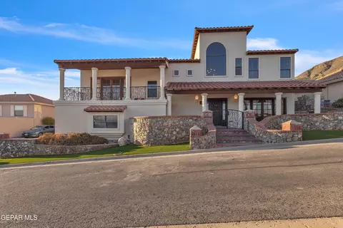 41 Sun Point Ln, El Paso, TX 79912