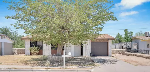 7917 Campo Verde Ln, El Paso, TX 79915