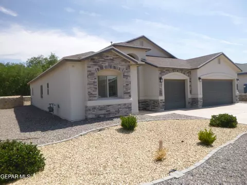 929 Pecos River Dr, El Paso, TX 79932
