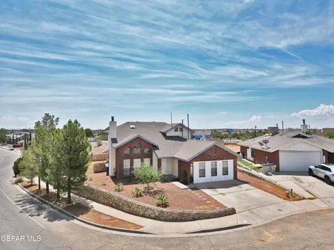 11726 Stone Castle Dr, El Paso, TX 79936