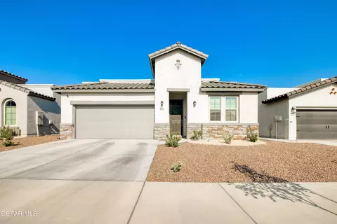 951 Airship Pl, El Paso, TX 79928