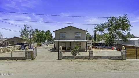 11550 Valle Dorado Rd, Socorro, TX 79927