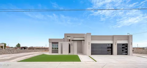 15021 Hinojos Ave, El Paso, TX 79938