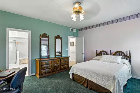 Bedroom - 6820 Echo Cliffs Dr, El Paso, TX 79912 photo 4 of 4