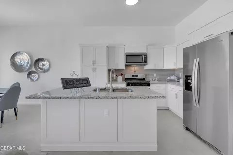 Kitchen - 15053 Function Ct, El Paso, TX 79938 photo 2 of 3