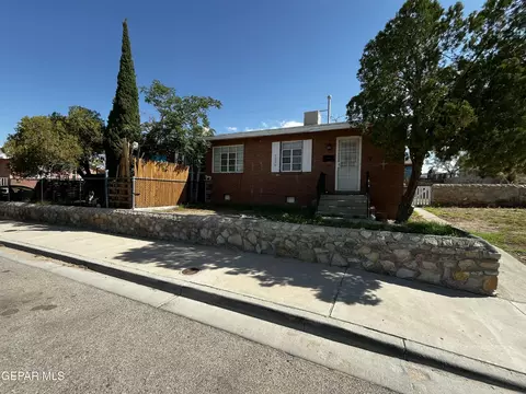 1236 Huckleberry St, El Paso, TX 79903