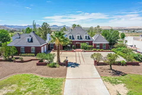 4024 Roadside Ct, El Paso, TX 79922