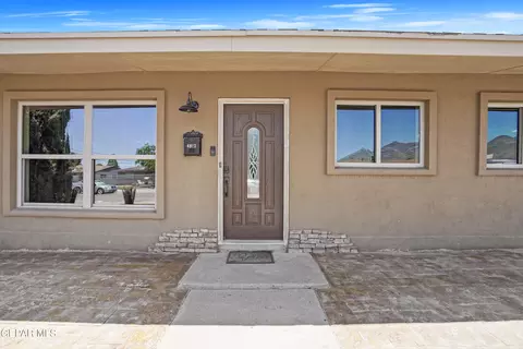 4812 Chisos Ln, El Paso, TX 79904