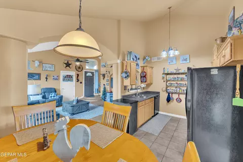 Other - 1613 Poplar St, Anthony, TX 79821 photo 3 of 6
