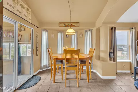 Dining - 1613 Poplar St, Anthony, TX 79821 photo 2 of 2