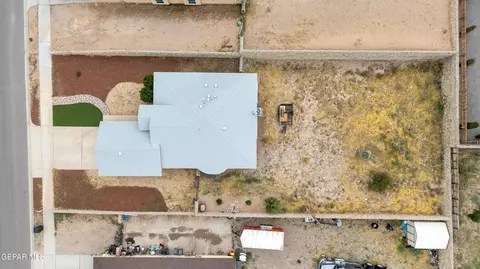 View/Area - 1613 Poplar St, Anthony, TX 79821 photo 4 of 6