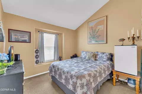 Bedroom - 1613 Poplar St, Anthony, TX 79821 photo 5 of 8
