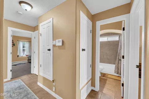 Entry Way - 1613 Poplar St, Anthony, TX 79821 photo 1 of 1