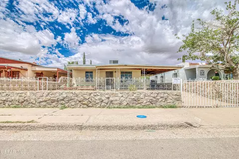 7733 Adobe Dr, El Paso, TX 79915