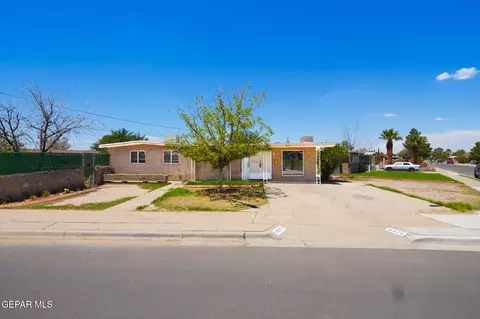 8375 Reindeer Ave El Paso Ave, El Paso, TX 79907