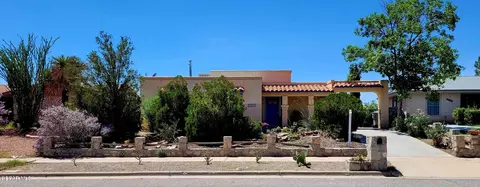 7076 Villa Hermosa Dr, El Paso, TX 79912