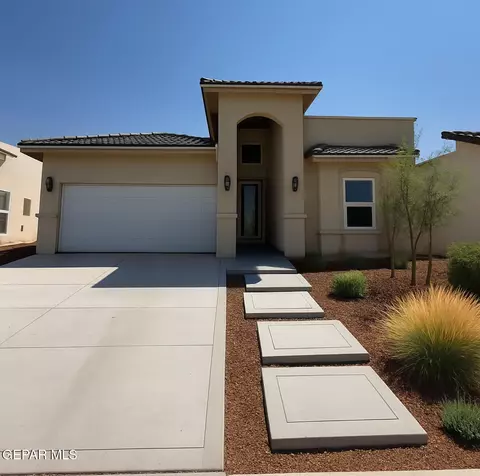 3756 Model Ln, El Paso, TX 79938