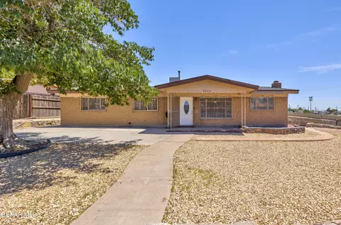 8200 Sandland Dr, El Paso, TX 79907