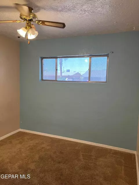 Bedroom - 252 Trinity Pl, El Paso, TX 79905 photo 1 of 6