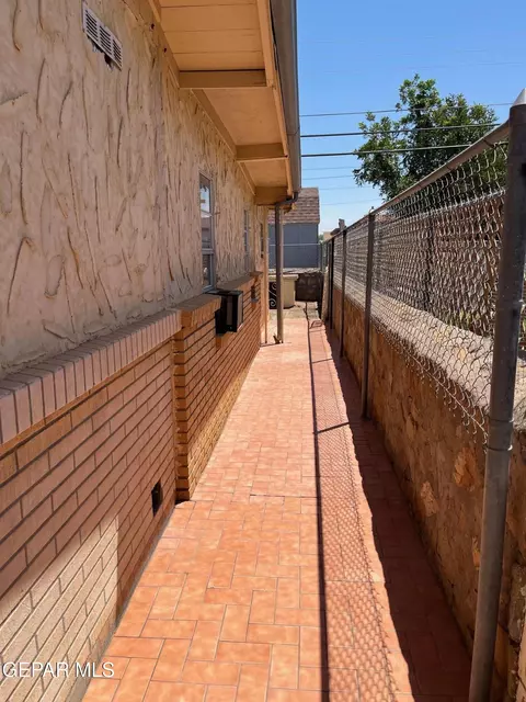 Other - 252 Trinity Pl, El Paso, TX 79905 photo 9 of 10