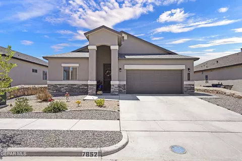 7852 Enchanted Park Dr, El Paso, TX 79911