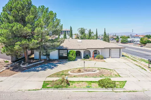 11100 Bill Hill Dr, El Paso, TX 79936