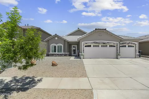 1004 Stoke St, Horizon City, TX 79928