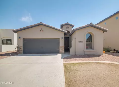 13486 Lawkland St, Horizon City, TX 79928