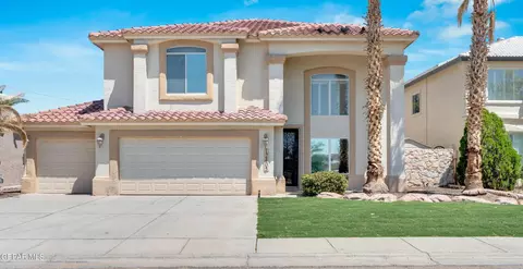 12405 Nina Pearl Dr, El Paso, TX 79938