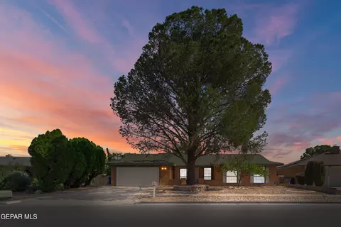 11205 War Feather Dr, El Paso, TX 79936