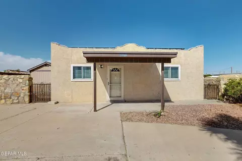 10016 Socorro Rd, Socorro, TX 79927